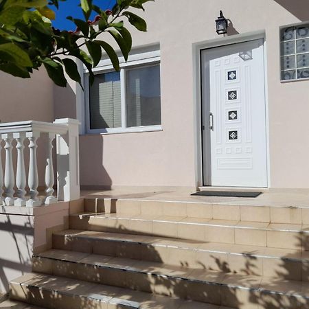 Omorfi Poli 120 Sqm Apartment 나플리오 외부 사진