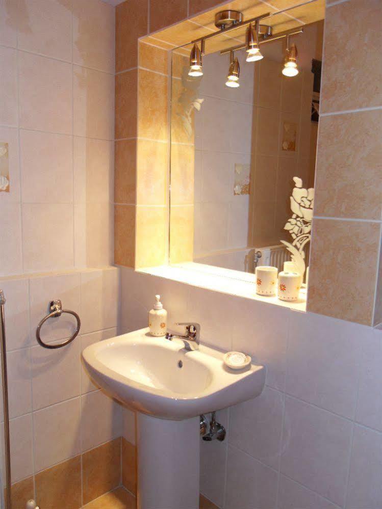 Omorfi Poli 120 Sqm Apartment 나플리오 외부 사진